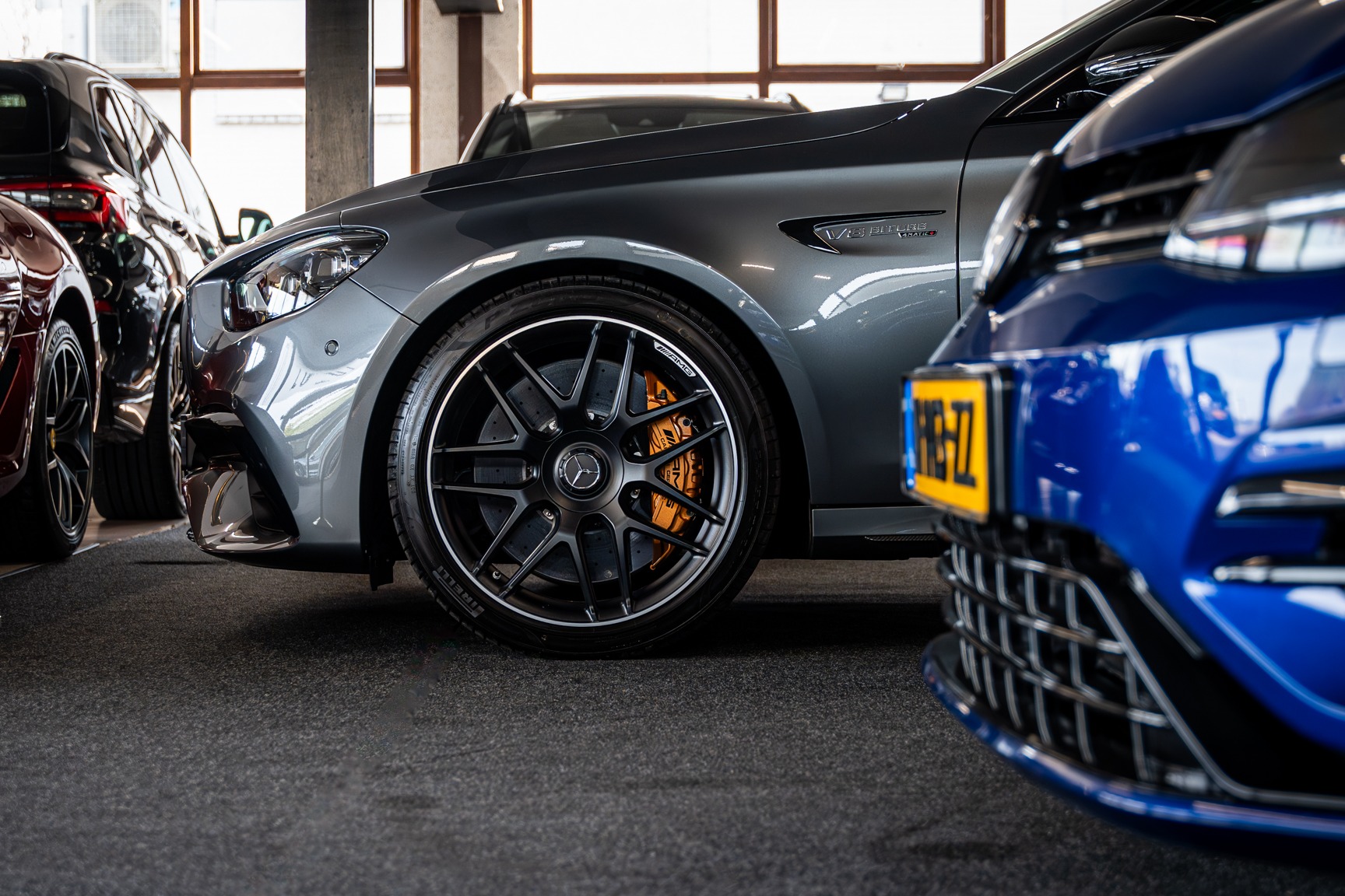 Subpage Details Top Image RECEPTIONIST | Luitjes Car Company