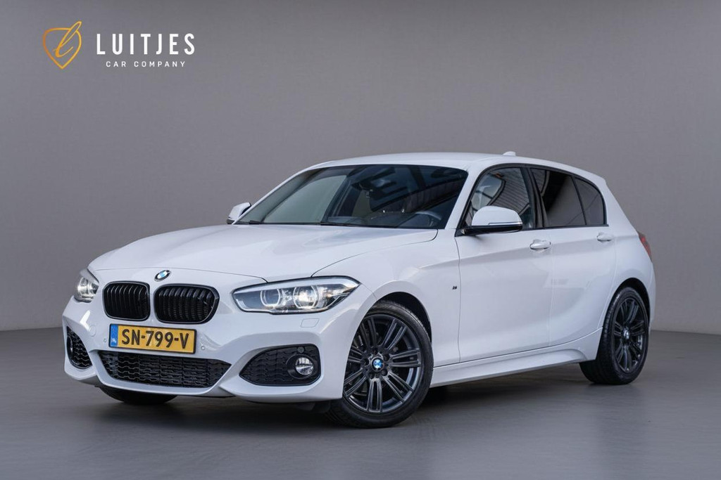 BMW 1 Serie 118i M-Sport AUT8 I Carplay I Camera I Harman/Kardon I Alcantara I Dealer-onderhouden 51512617-0.jpg | Luitjes Car Company