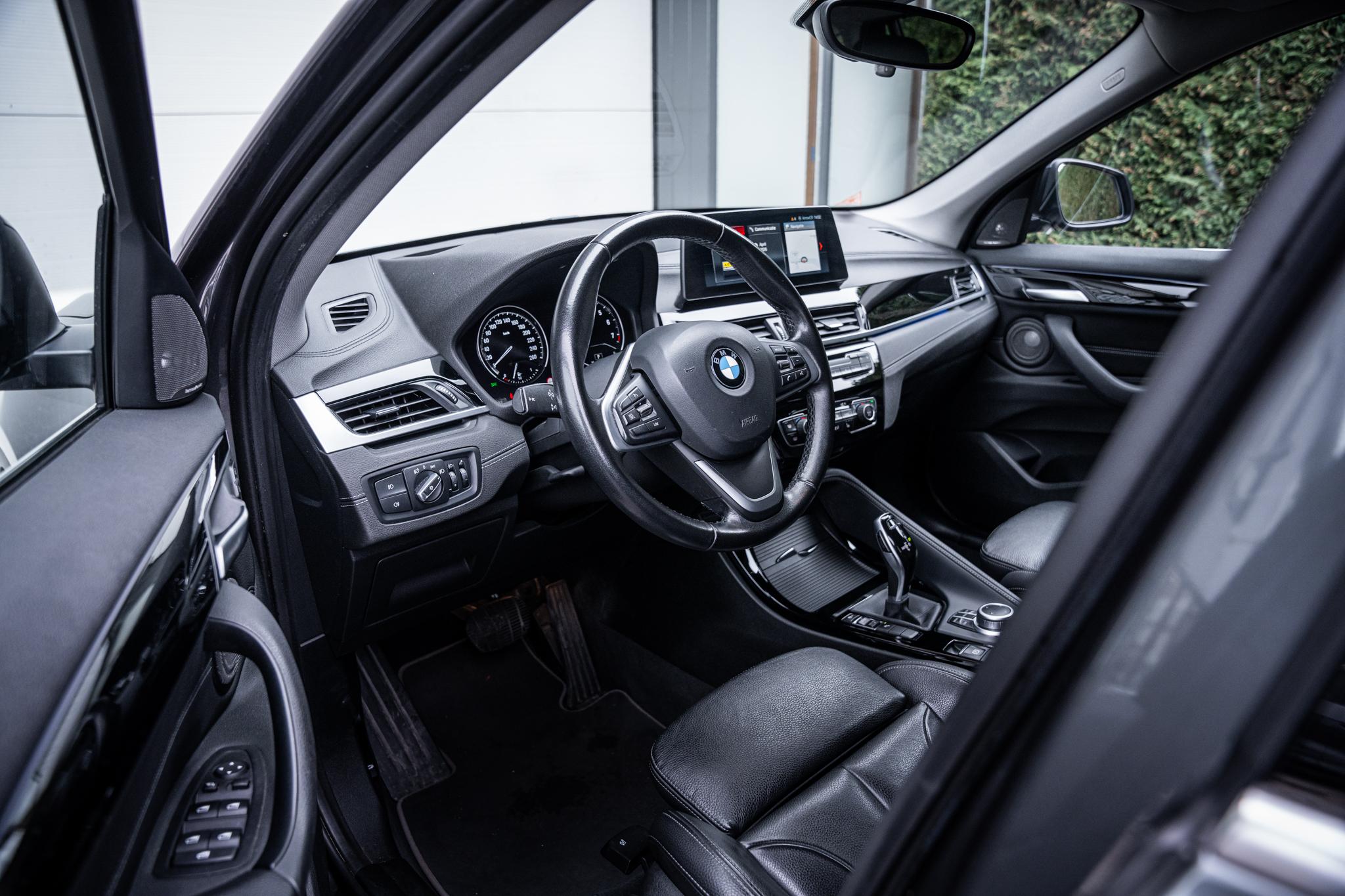 BMW X1 sDrive20i VDL Nedcar 52599028-2.jpg | Luitjes Car Company