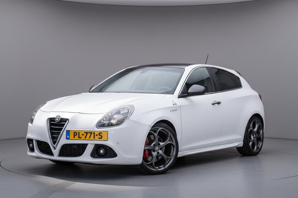 Alfa Romeo Giulietta 1.7 TBi 241pk Quadrifoglio Verde 53191492-0.jpg | Luitjes Car Company