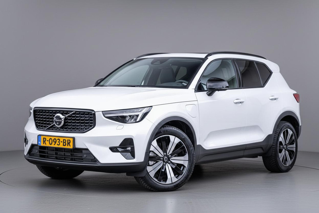 Volvo XC40 1.5 T5 Plug-In Hybrid Inscription 53300973-0.jpg | Luitjes Car Company