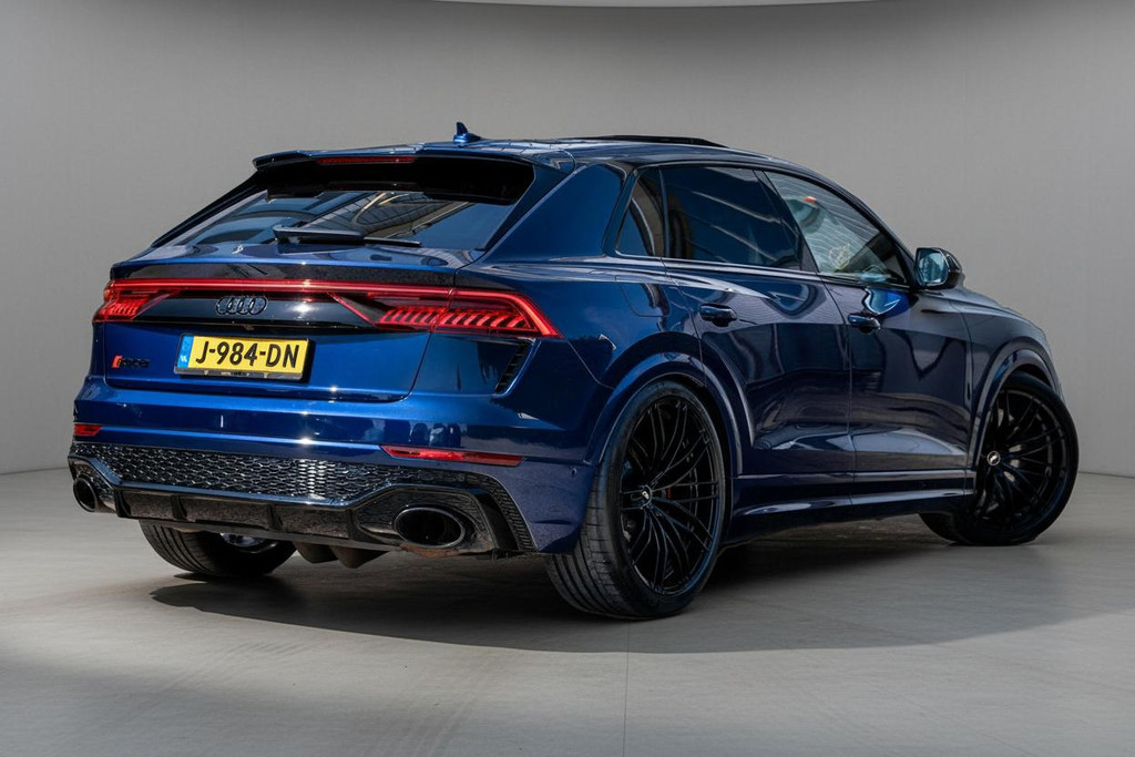 Audi Q8 4.0 TFSI RS Q8 600pk 53350666-1.jpg | Luitjes Car Company