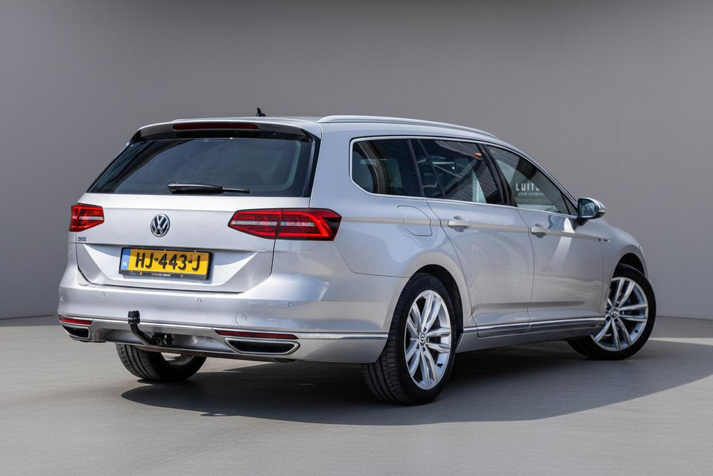 Volkswagen Passat Variant 1.4 TSI GTE Highline 53353356-1.jpg | Luitjes Car Company