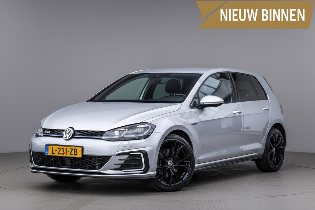 Volkswagen Golf 7.5 1.4 TSI GTE PHEV 53454824-0.jpg | Luitjes Car Company