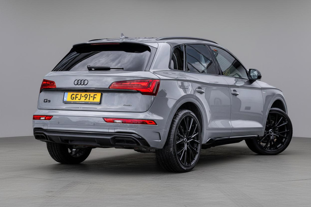 Audi Q5 55 TFSIe S-Line Competition 53580402-1.jpg | Luitjes Car Company