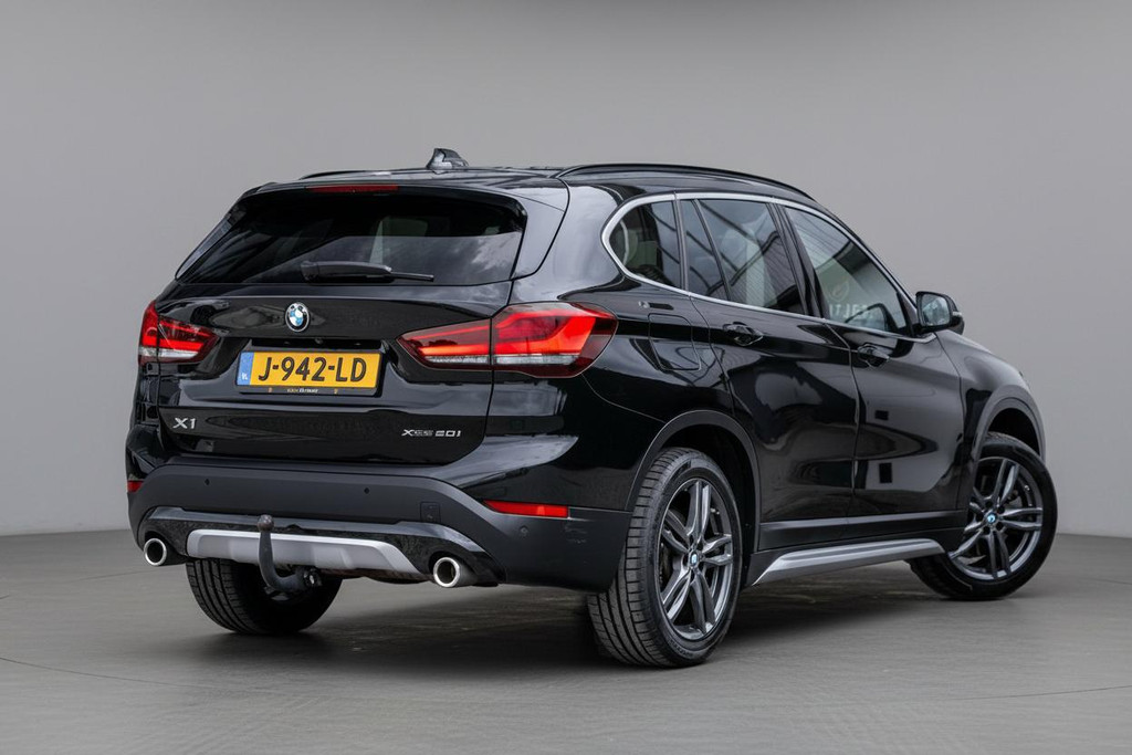 BMW X1 xDrive20i High Executive 53929960-1.jpg | Luitjes Car Company