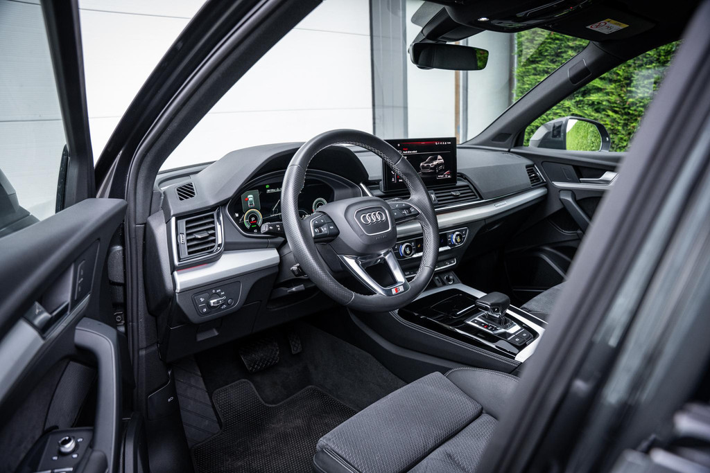 Audi Q5 Sportback 55 TFSIe S-Line 54344084-2.jpg | Luitjes Car Company
