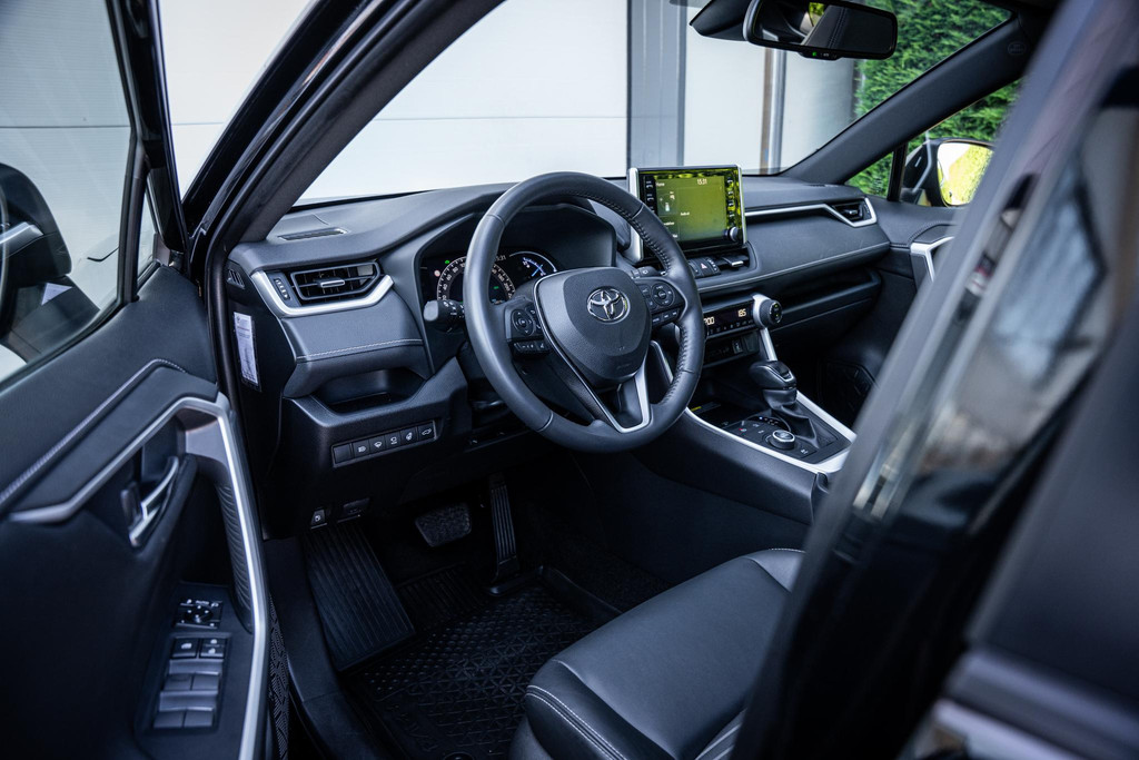 Toyota RAV4 2.5 Hybrid AWD Black Edition 54761635-2.jpg | Luitjes Car Company