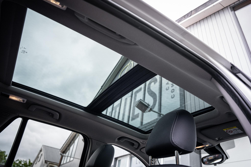 BMW X1 xDrive20i 192pk M-Sport 55046705-19.jpg | Luitjes Car Company