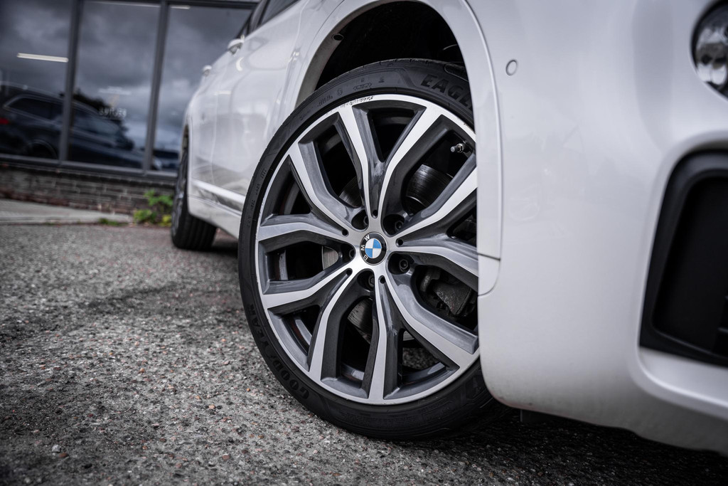 BMW X1 xDrive20i 192pk M-Sport 55046705-7.jpg | Luitjes Car Company