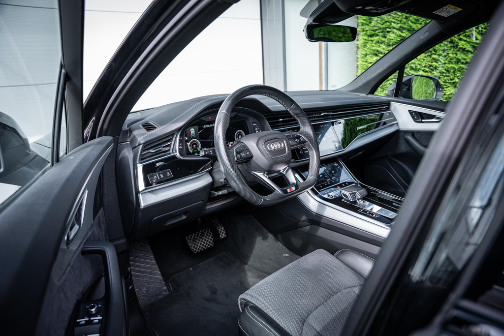 Audi Q7 55 TFSIe quattro S-Line 55402474-2.jpg | Luitjes Car Company