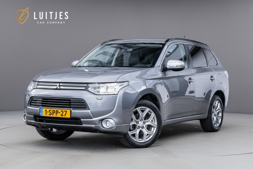 Mitsubishi Outlander 2.0 PHEV Instyle 55530639-0.jpg | Luitjes Car Company