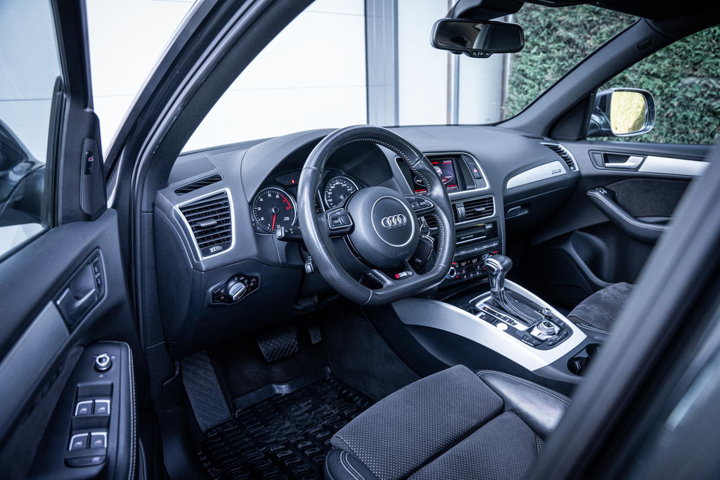 Audi Q5 3.0 TFSI V6 272pk quattro S-Line 55542882-2.jpg | Luitjes Car Company