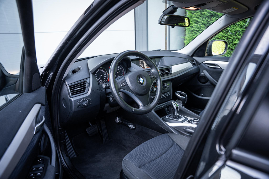 BMW X1 sDrive20i 184pk AUT8 Business 55709434-2.jpg | Luitjes Car Company