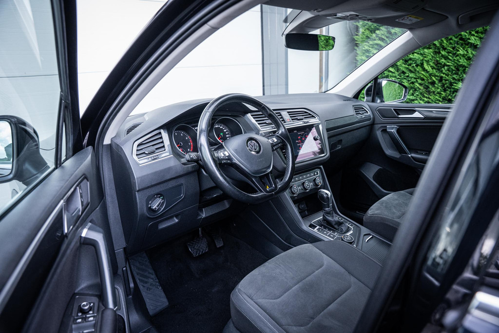 Volkswagen Tiguan 2.0TSI 180pk 4Motion R-Line 56231565-2.jpg | Luitjes Car Company