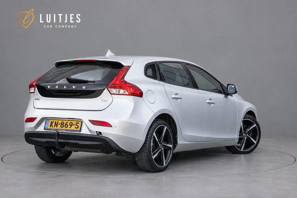 Volvo V40 2.0 T2 Nordic+ 57303996-1.jpg | Luitjes Car Company