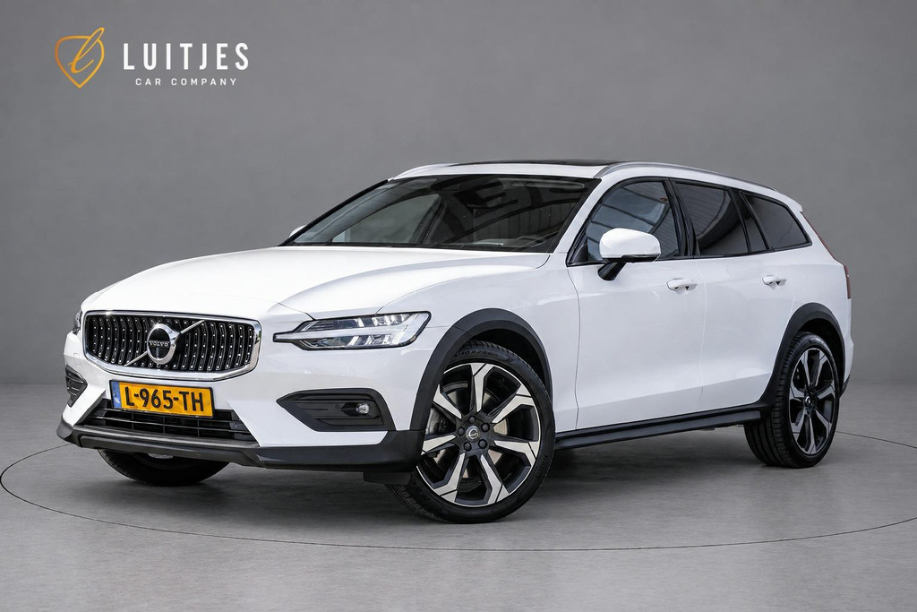 Volvo V60 Cross Country 2.0 250pk B5 AWD Pro Org.NL 57326860-0.jpg | Luitjes Car Company