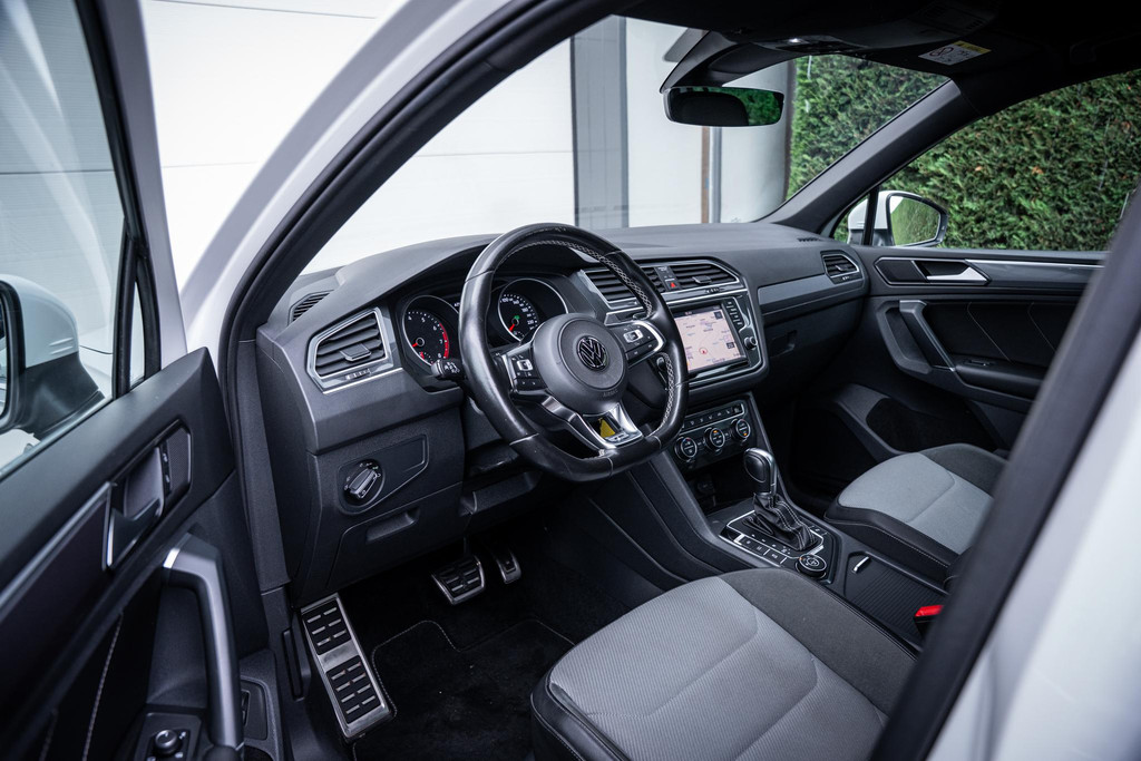 Volkswagen Tiguan 2.0 TSI 4Motion R-Line 57736706-2.jpg | Luitjes Car Company