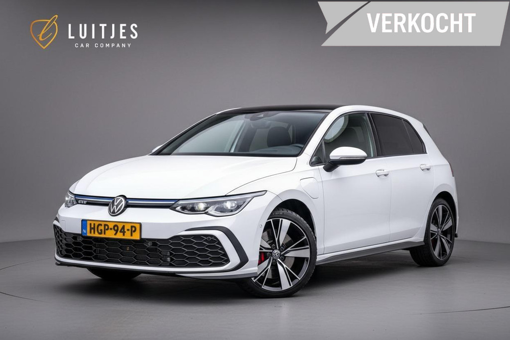 Volkswagen Golf 1.4 eHybrid GTE I Pano-dak I iQ-light I Carplay I 52247399-0.jpg | Luitjes Car Company