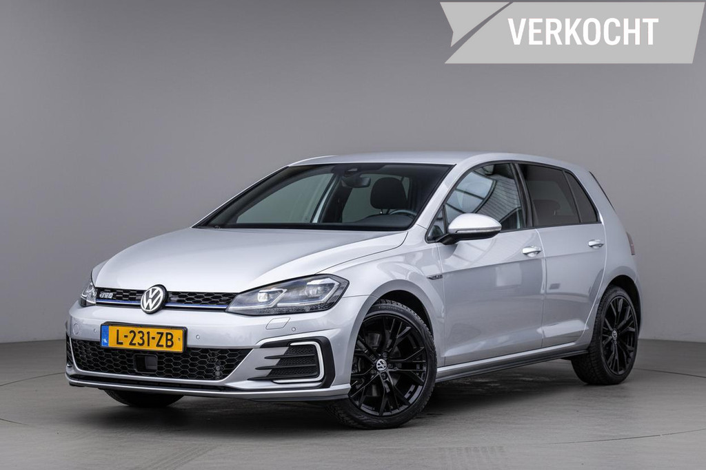 Volkswagen Golf 7.5 1.4 TSI GTE PHEV 53454824-0.jpg | Luitjes Car Company